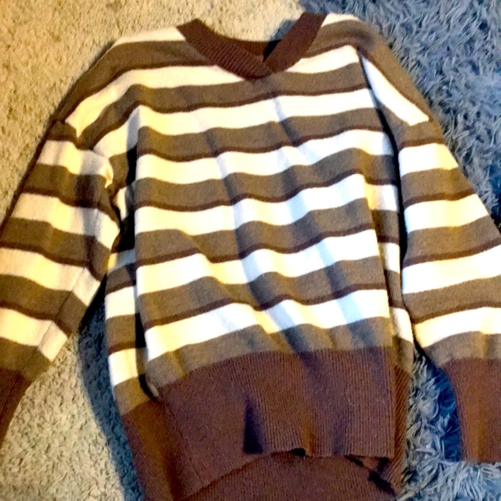 medium brown sweatshirt